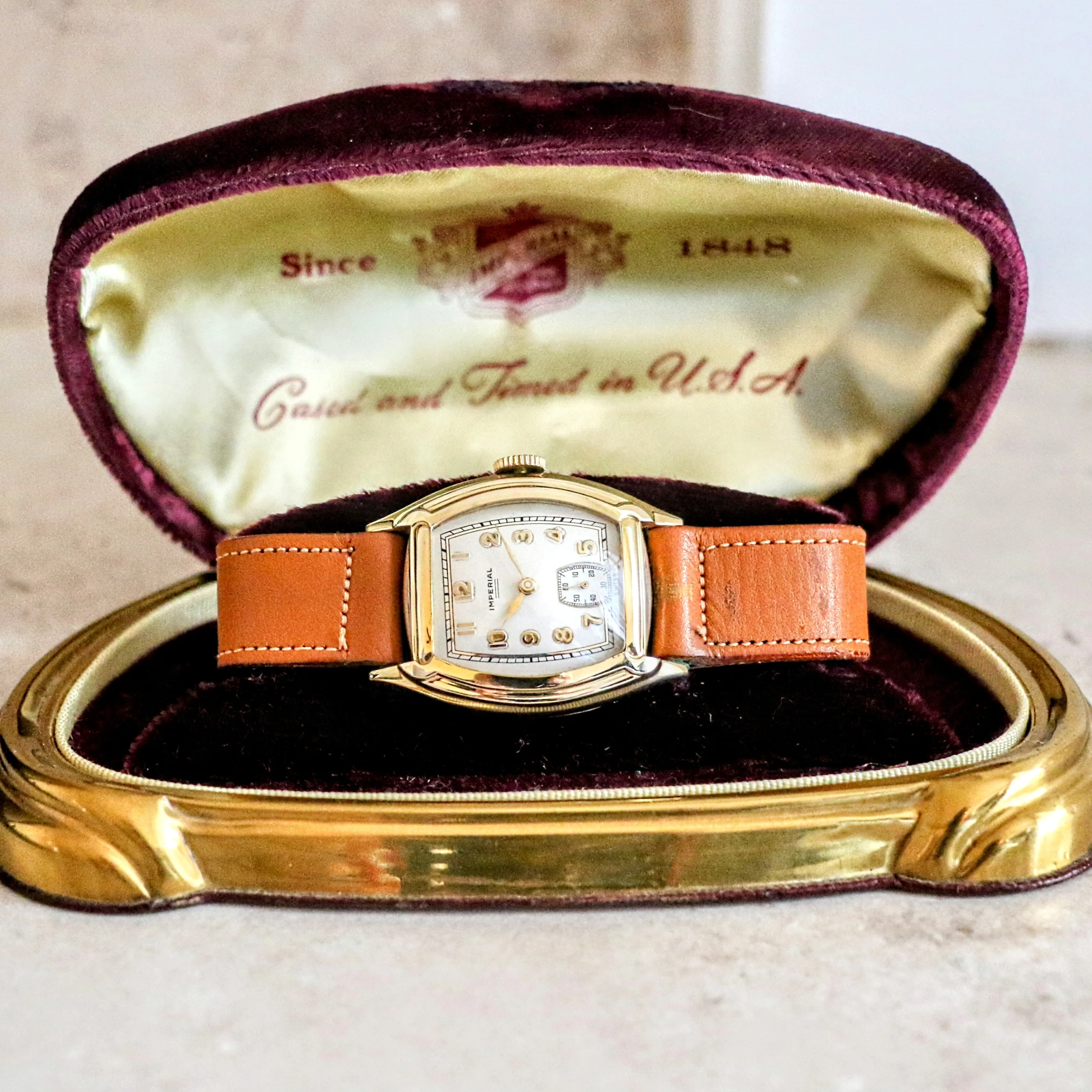 1941 IMPERIAL Watch Model 144 Cal. 1046 17 Jewels Vintage Wristwatch NOS!
