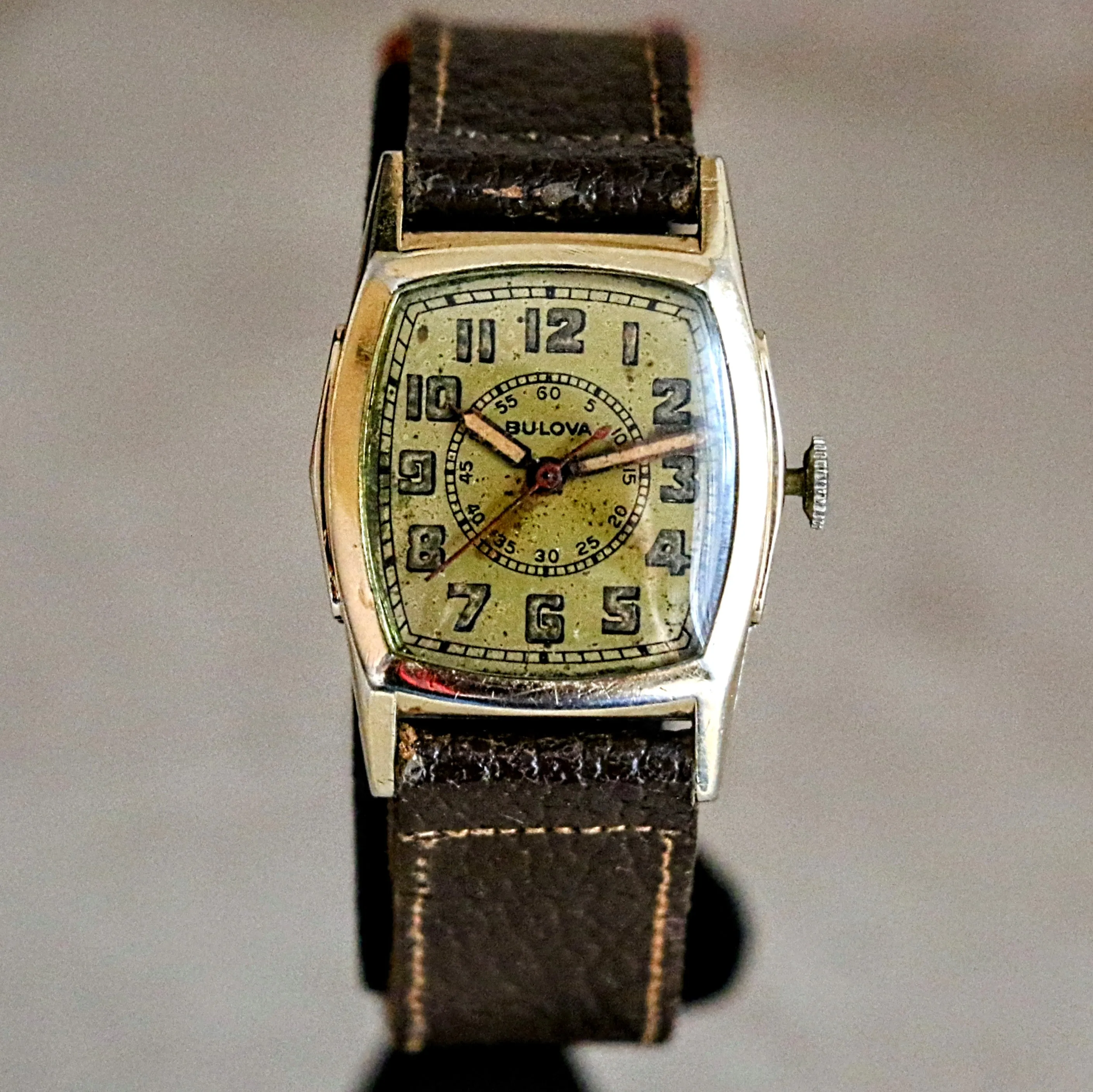 1943 BULOVA WWII Medical Officer Wristwatch Cal. 10BA 17 Jewels Doctors Watch