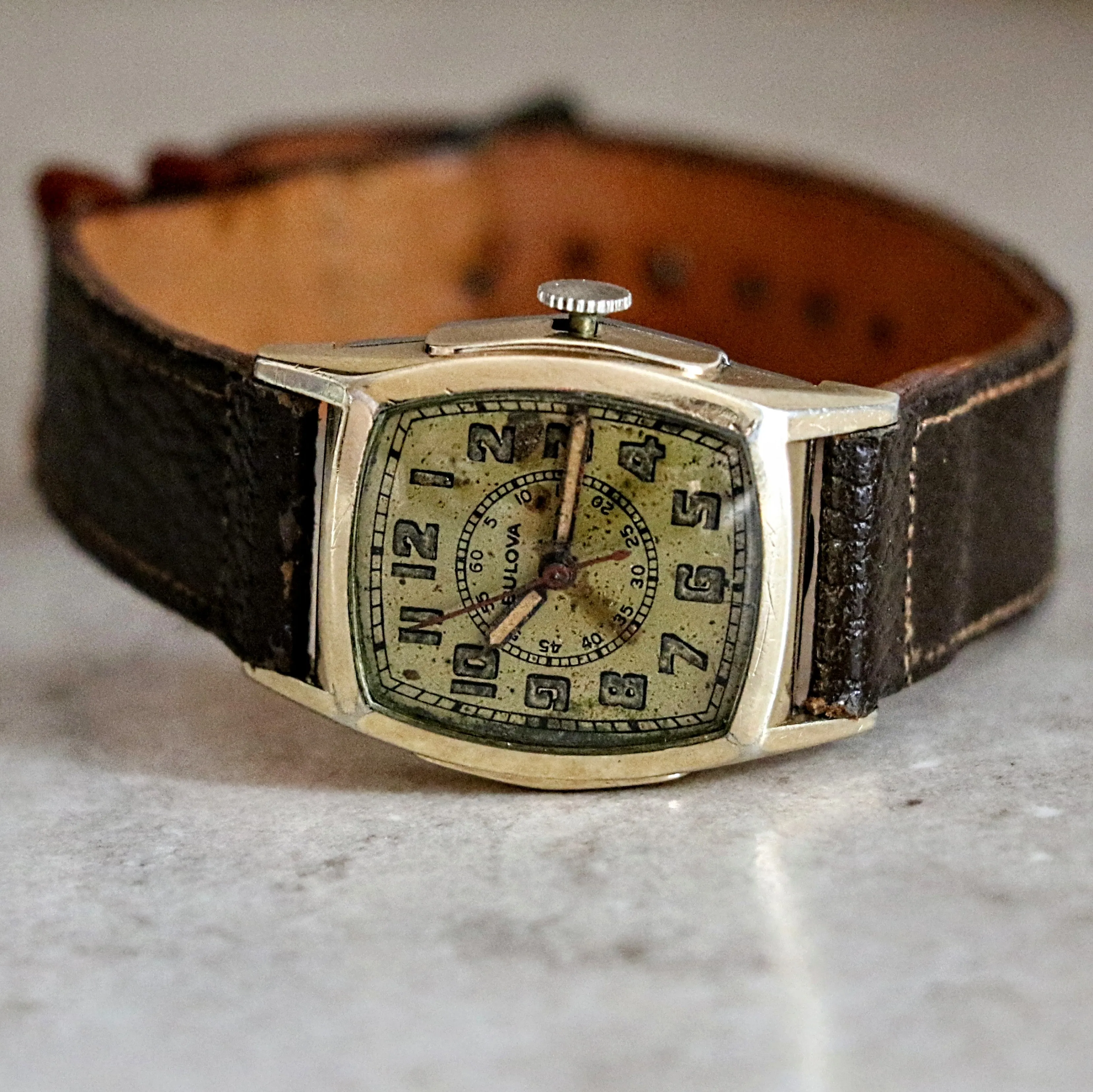 1943 BULOVA WWII Medical Officer Wristwatch Cal. 10BA 17 Jewels Doctors Watch