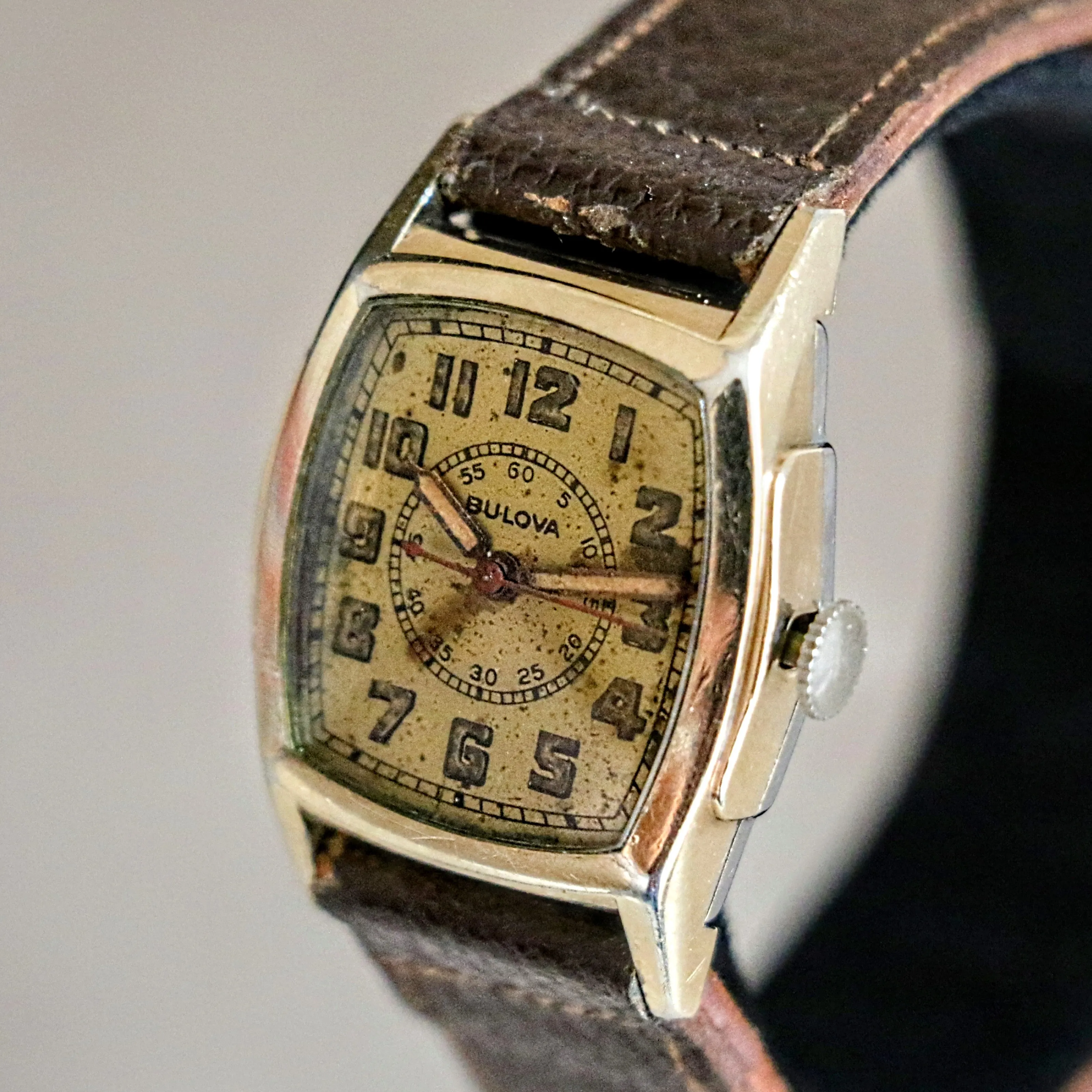 1943 BULOVA WWII Medical Officer Wristwatch Cal. 10BA 17 Jewels Doctors Watch