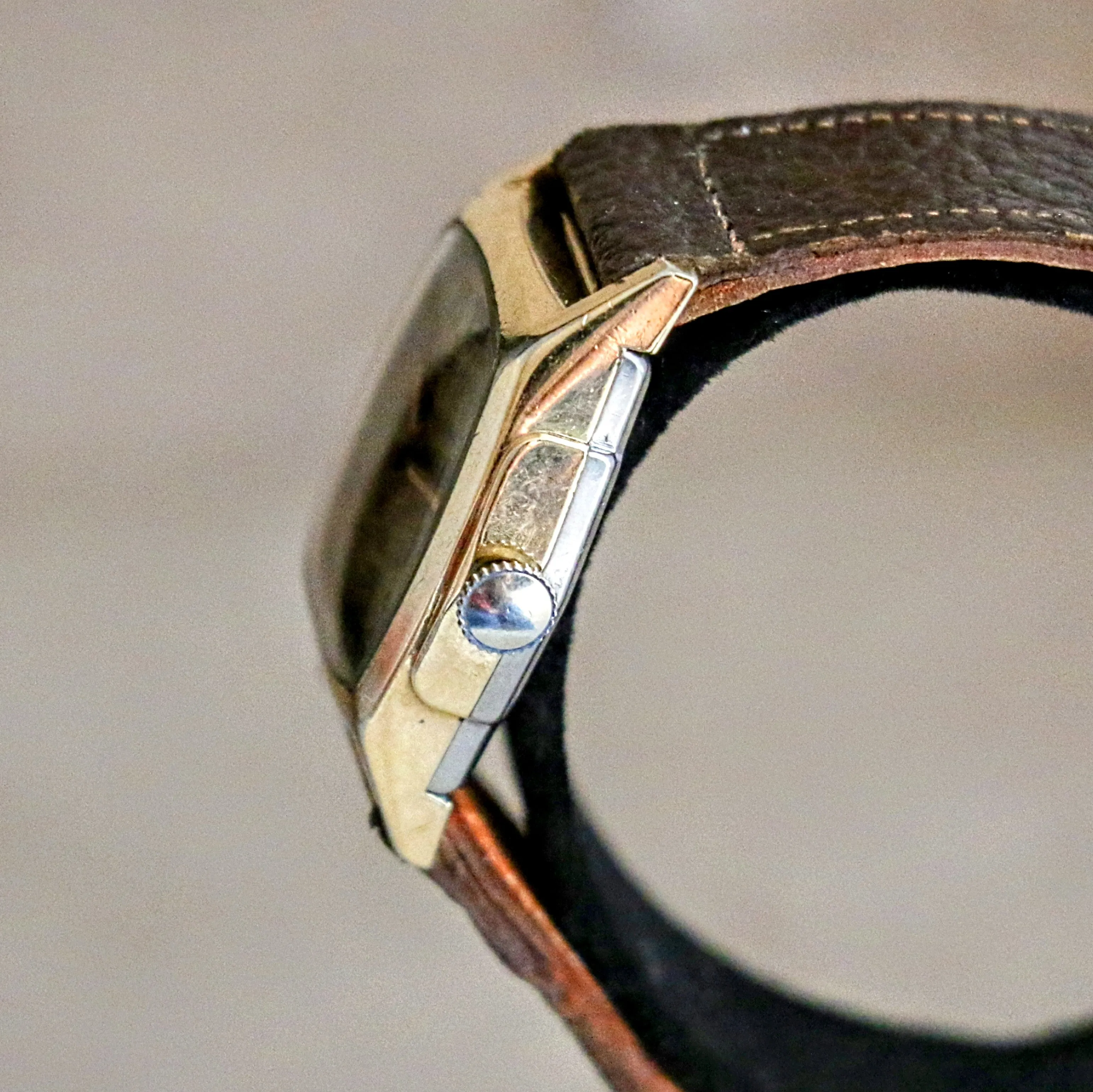 1943 BULOVA WWII Medical Officer Wristwatch Cal. 10BA 17 Jewels Doctors Watch