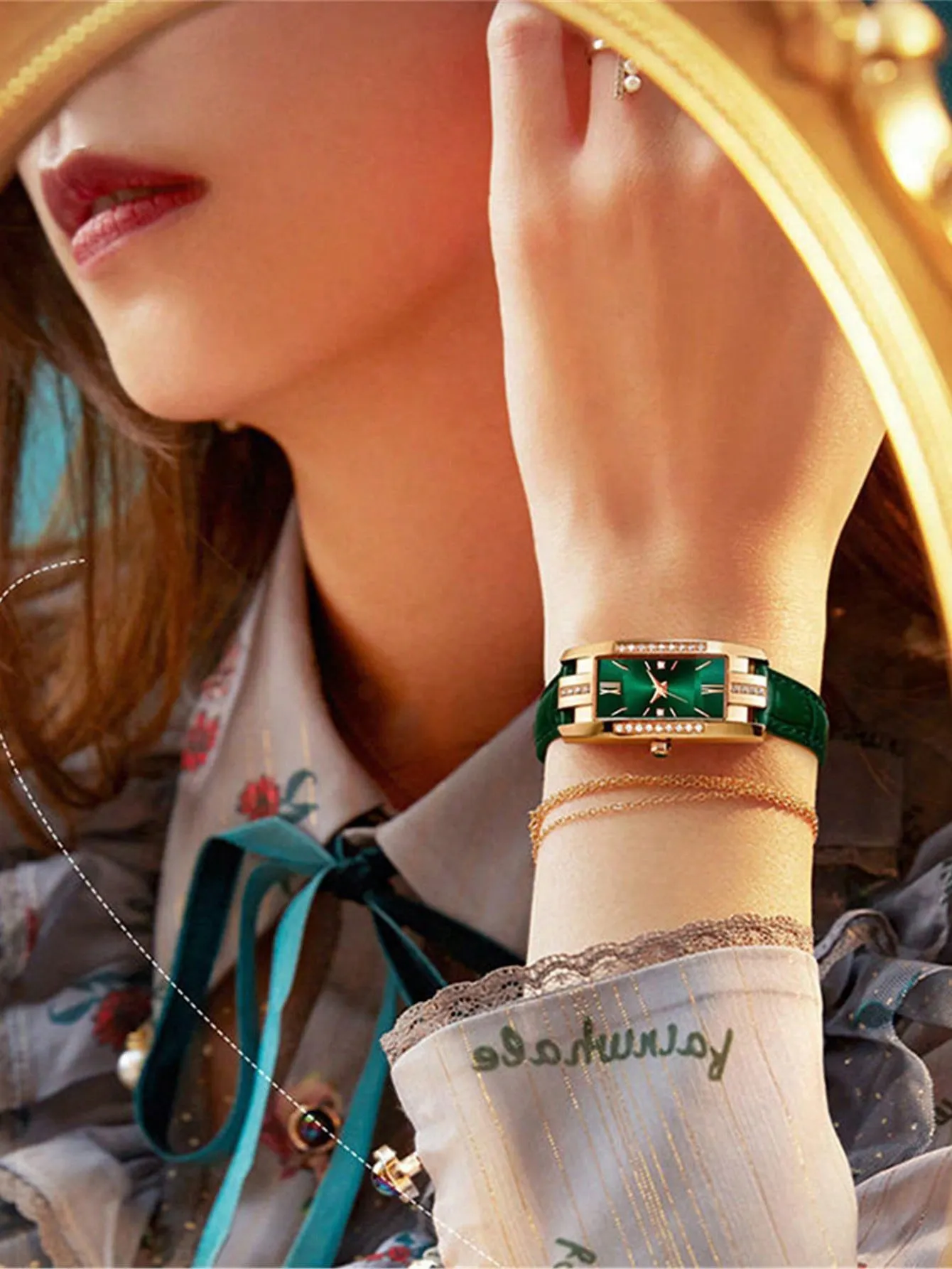1pc Quartz Small Watch With Square Roman Numerals Dial Vintage Dress Watch Rhinestone Wristwatch Holiday