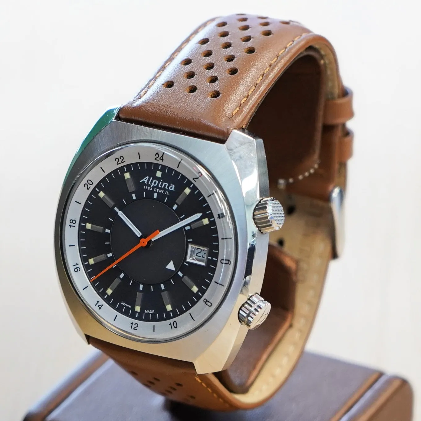 ALPINA Startimer Pilot Heritage GMT Watch AL-555XS4H6 Swiss Automatic Wristwatch