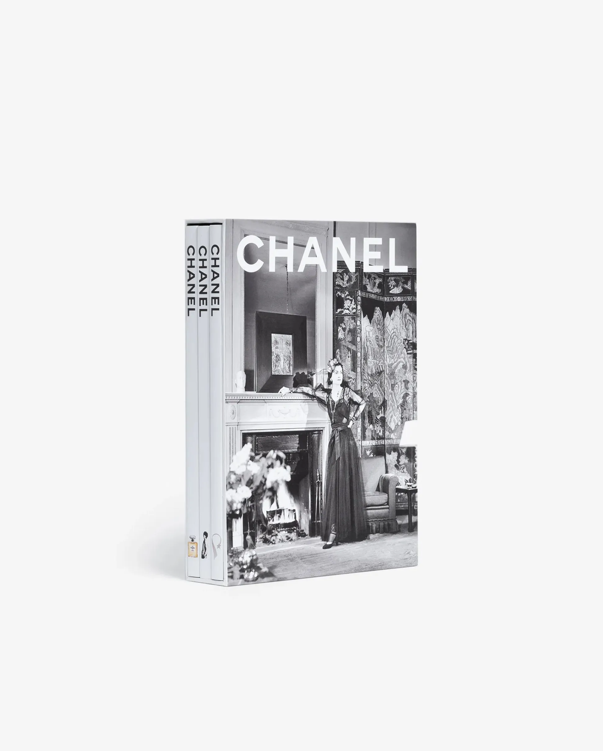 CHANEL 3 BOOK SLIPCASE: FASHION, JEWELRY & WATCHES, PERFUME & BEAUTY