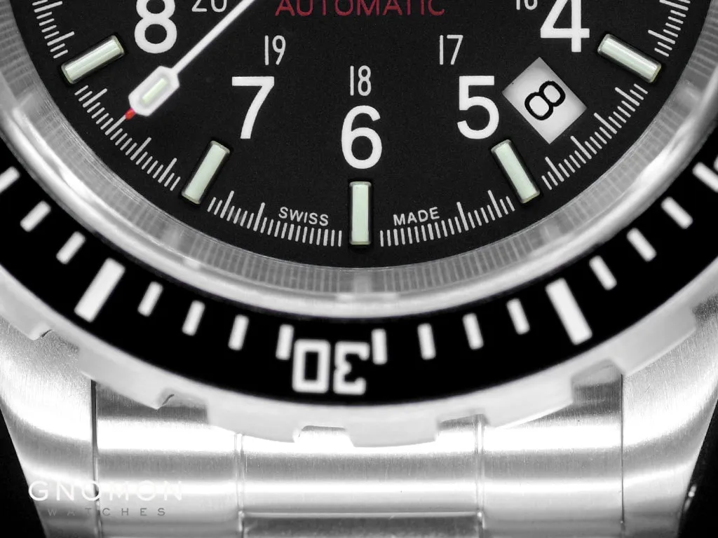 GSAR Government USMC™ Large Diver Automatic - Bracelet USMC Clasp Ref. WW194006SS-0210