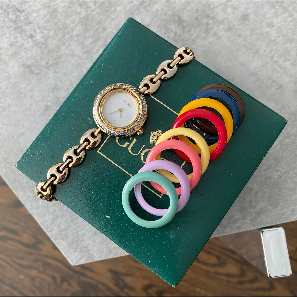 Gucci Vintage Interchangeable Bezels Link Watch