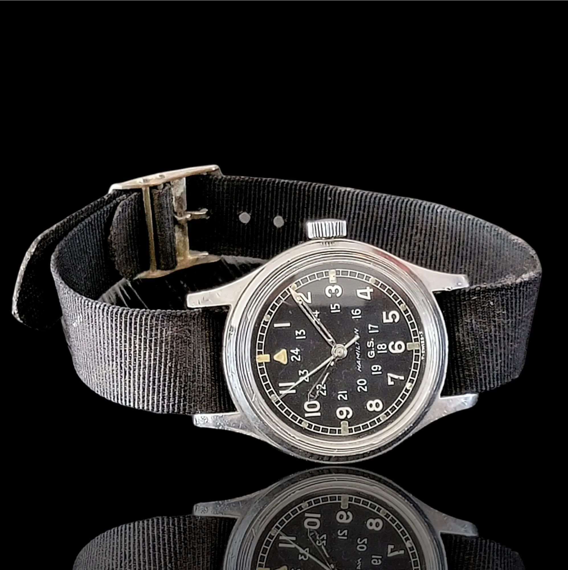 HAMILTON G.S. 24-Hour Dial British R.A.F. Pilot Wristwatch - Grade S75 S 17 Jewels