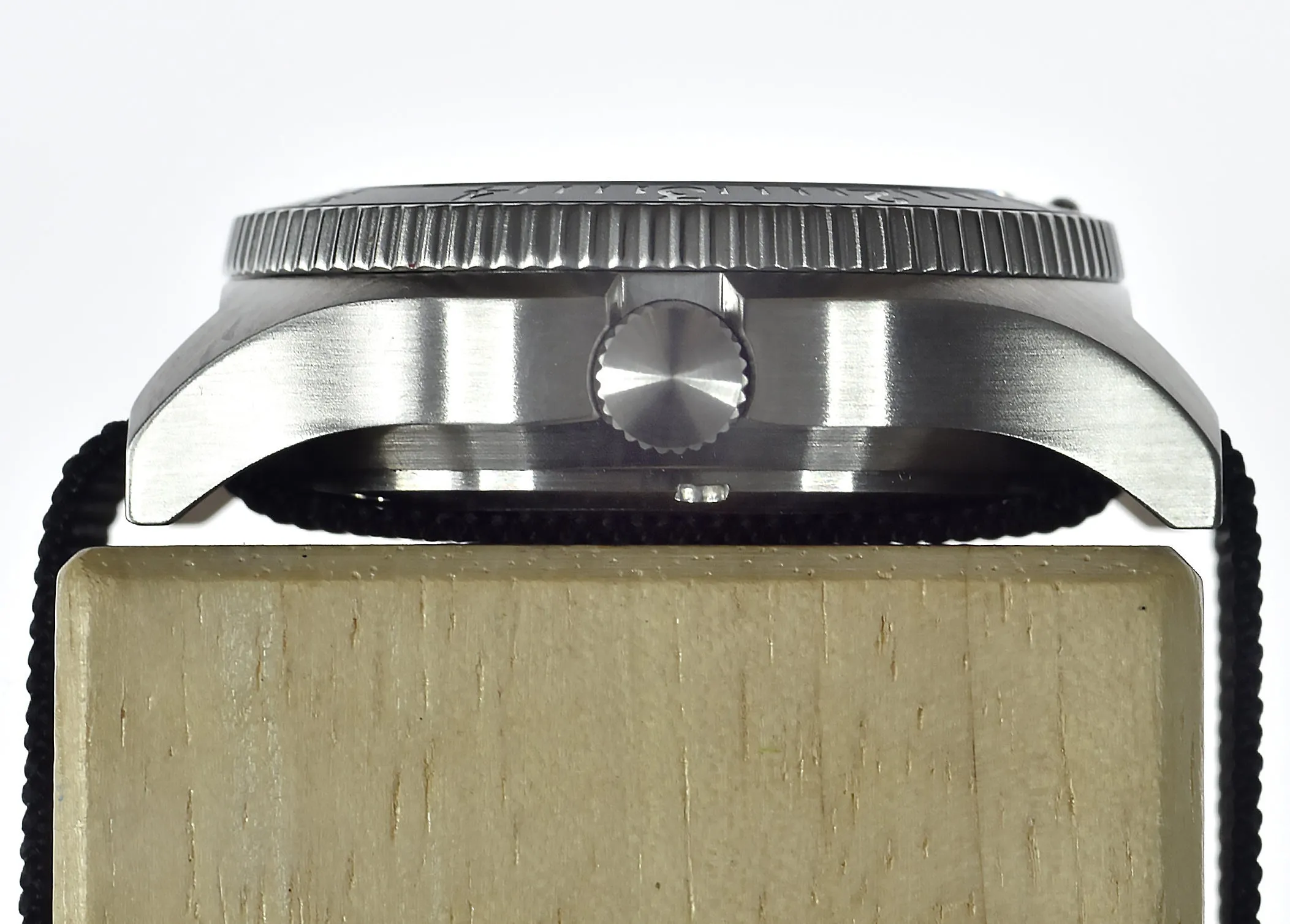 MWC 300m Water Resistant Stainless Steel Tritium GTLS Navigator Watch (Automatic)