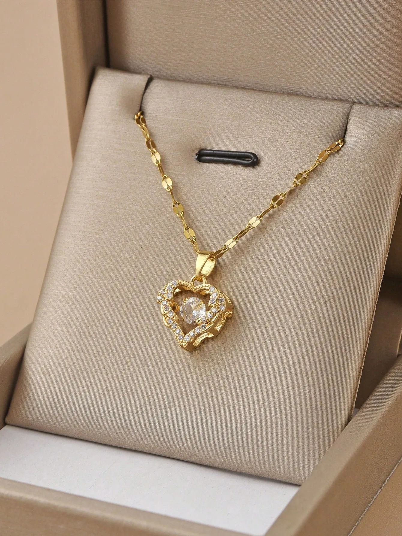 Rhinestone Decor Heart Charm Necklace